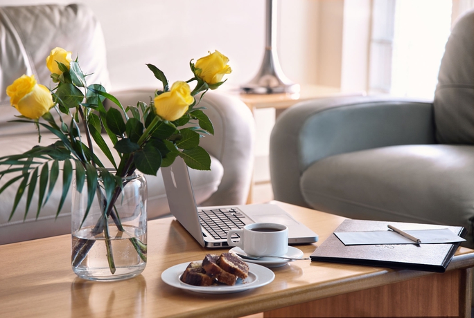 Imagen de los interiores del Hotel Blazer Suites. Foto 12