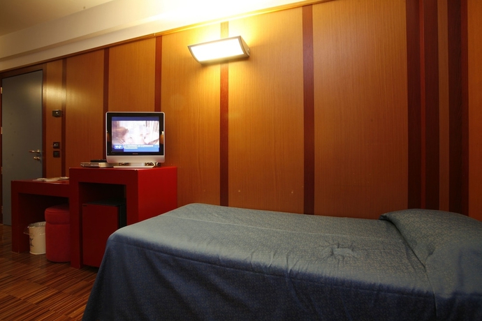 Imagen de la habitación del Hotel Bleis, Bolonia. Foto 8