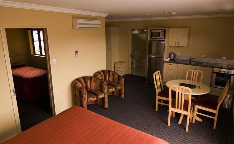 Imagen de la habitación del Hotel Blenheim Spa Motor Lodge. Foto 9