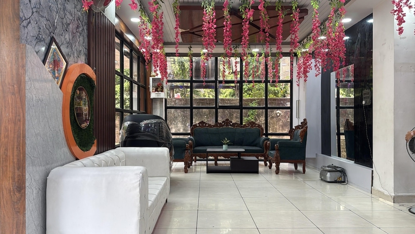 Imagen de los interiores del Hotel Bless Inn, Patna. Foto 11