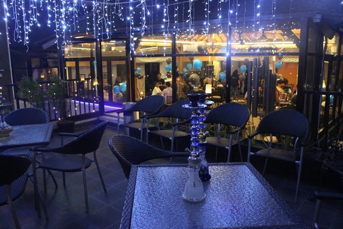 Imagen del bar/restaurante del Hotel Blessing Residence. Foto 3