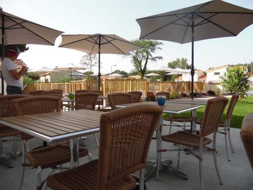 Imagen de la habitación del Hotel Bleu Azur. Foto 12