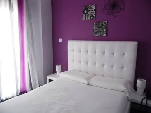 Imagen de la habitación del Hotel Bleu Azur. Foto 16