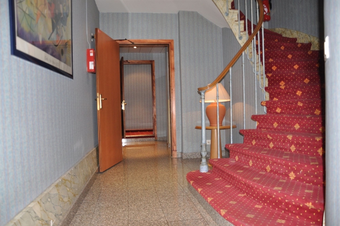 Imagen de los interiores del Hotel Bleu De Grenelle. Foto 4