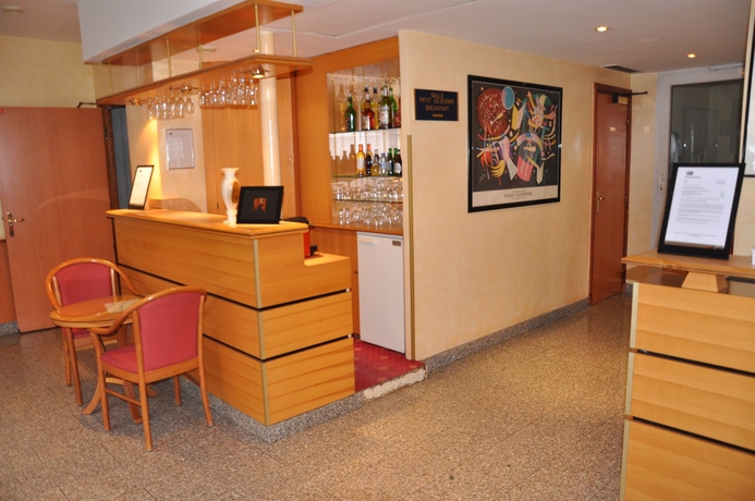 Imagen de los interiores del Hotel Bleu De Grenelle. Foto 5