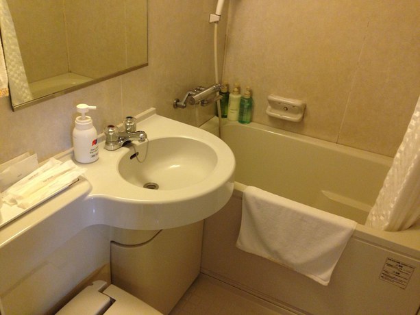Imagen de la habitación del Hotel Blion Naha. Foto 6