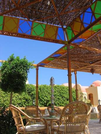 Imagen del bar/restaurante del Hotel Bliss Abo Nawas Resort - All Inclusive. Foto 6