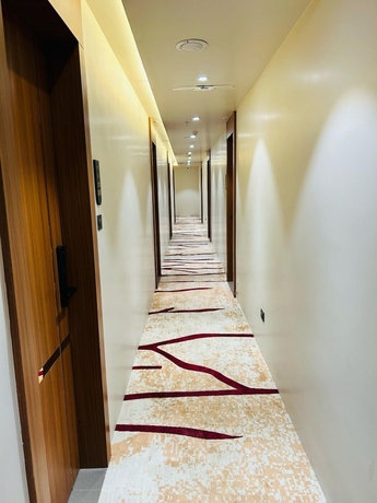 Imagen de los interiores del Hotel Bliss Banaras. Foto 9