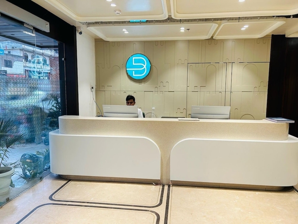 Imagen de los interiores del Hotel Bliss Banaras. Foto 14