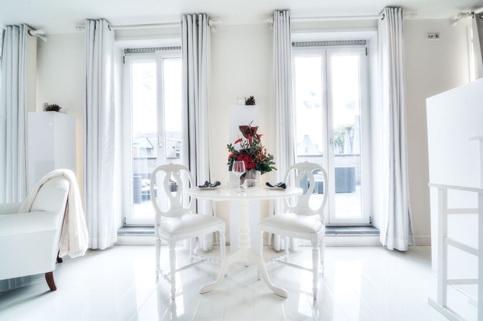 Imagen de la habitación del Hotel Bliss Boutique. Foto 16