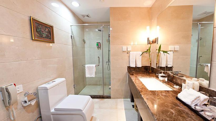 Imagen de la habitación del Hotel Bliss International. Foto 8