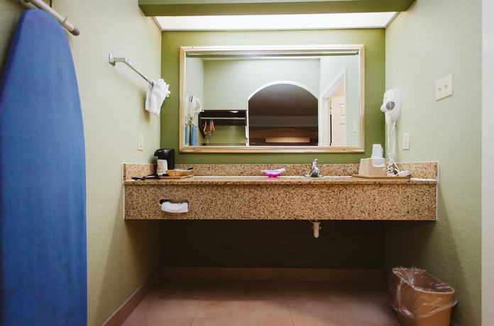 Imagen de la habitación del Hotel Bliss Kemah Boardwalk by OYO. Foto 14