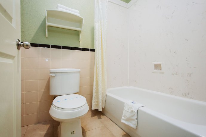 Imagen de la habitación del Hotel Bliss Kemah Boardwalk by OYO. Foto 17