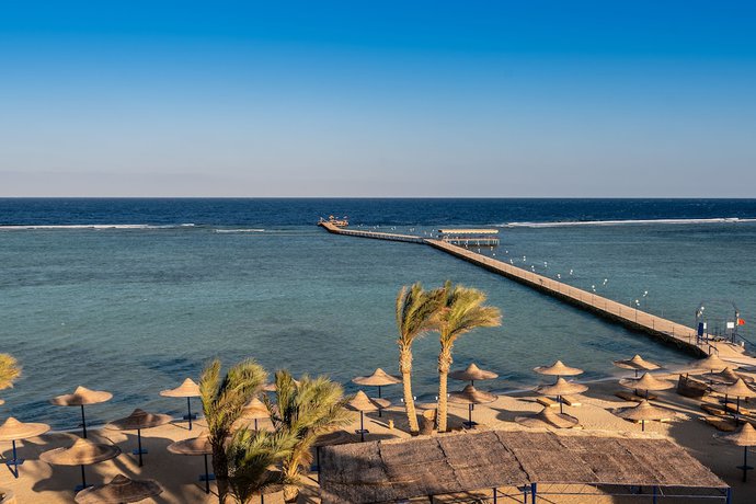 Imagen del bar/restaurante del Hotel Bliss Marina Beach Resort - All Inclusive. Foto 4