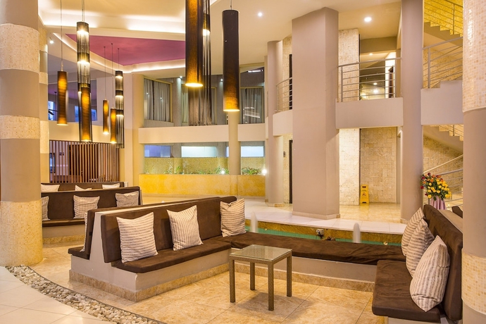 Imagen de los interiores del Hotel Bliss Resort. Foto 18