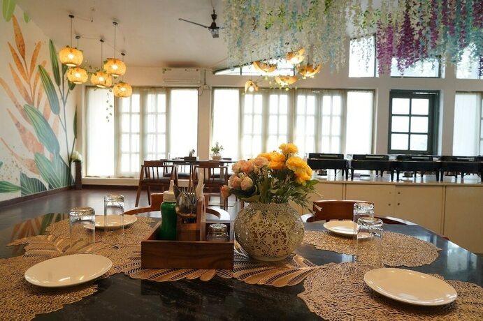 Imagen de los interiores del Hotel Blizzs And Resorts. Foto 29