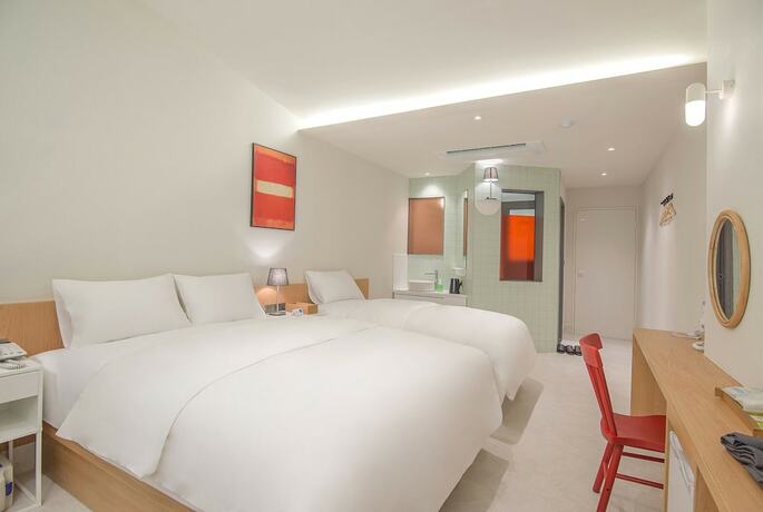 Imagen de la habitación del Hotel Blo By Blo. Foto 11