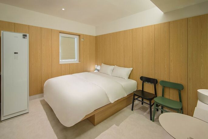 Imagen de la habitación del Hotel Blo By Blo. Foto 15