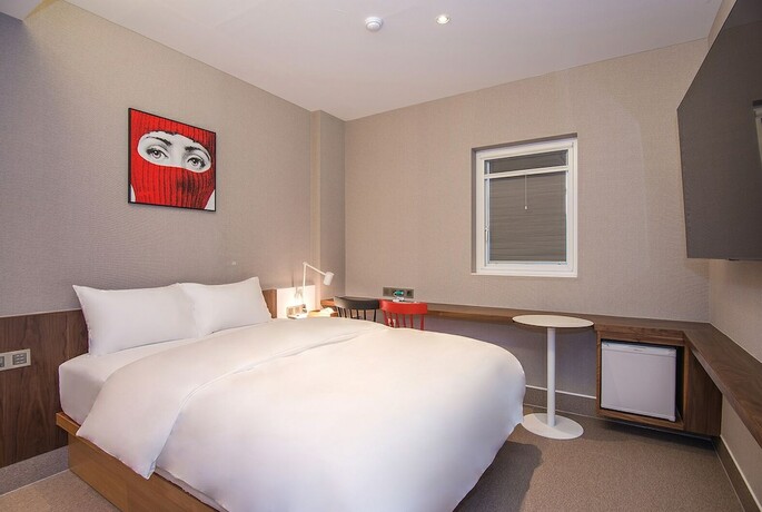 Imagen de la habitación del Hotel Blo By Blo. Foto 18