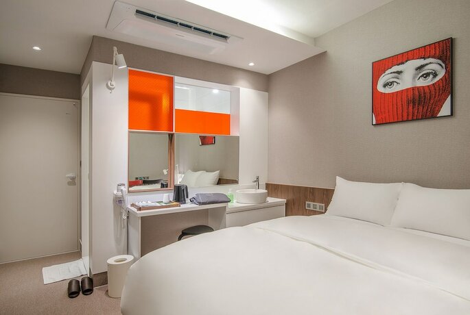 Imagen de la habitación del Hotel Blo By Blo. Foto 19