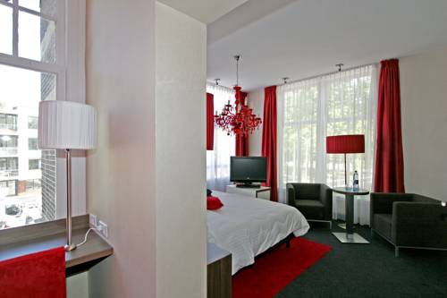 Imagen de la habitación del Hotel Bloemendaal. Foto 3