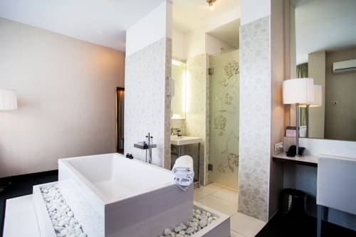 Imagen de la habitación del Hotel Bloemendaal. Foto 7