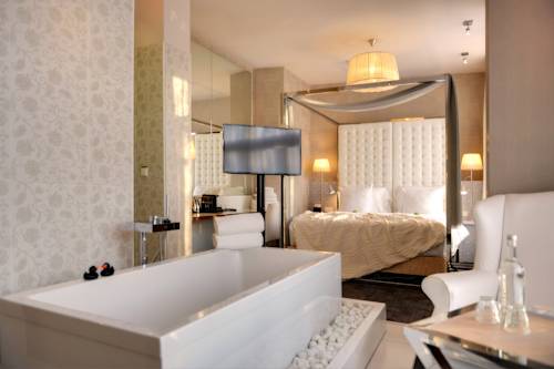 Imagen de la habitación del Hotel Bloemendaal. Foto 9