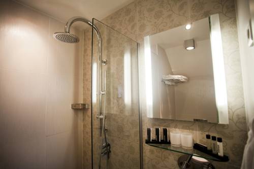 Imagen de la habitación del Hotel Bloemendaal. Foto 11