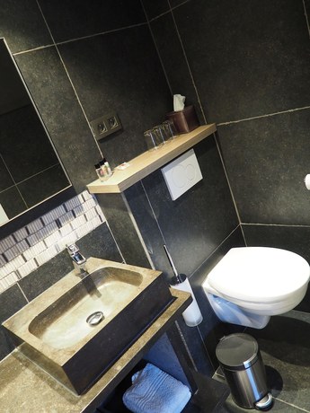 Imagen de la habitación del Hotel Bloemenhof. Foto 18