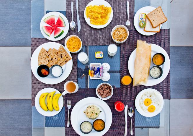 Imagen del bar/restaurante del Hotel Bloom Boutique - Bandra. Foto 3