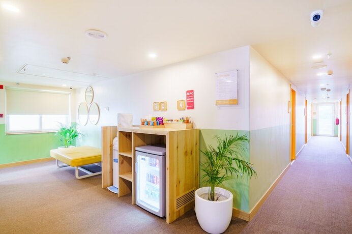 Imagen general del Hotel Bloom - Cyber Towers. Foto 6