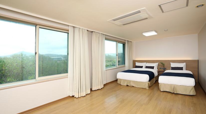 Imagen de la habitación del Hotel Bloom Hotel. Foto 33