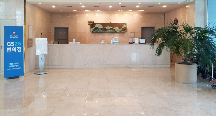 Imagen de los interiores del Hotel Bloom Hotel. Foto 37