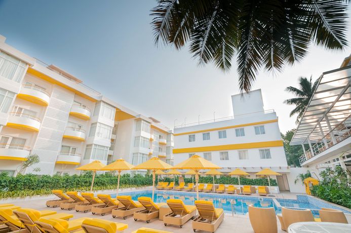 Imagen de la piscina del Hotel BloomSuites - Calangute. Foto 19