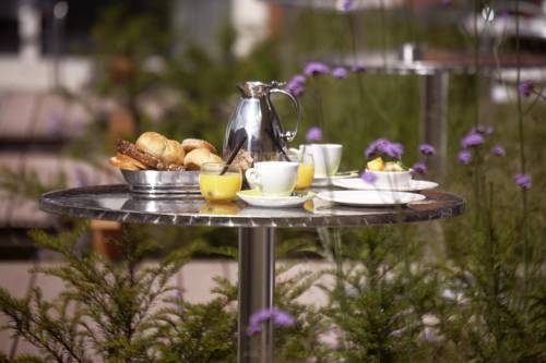 Imagen de la habitación del Hotel Blooming. Foto 6