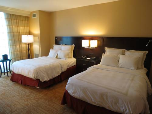 Imagen de la habitación del Hotel Bloomington-Normal Marriott Hotel and Conference Center. Foto 3