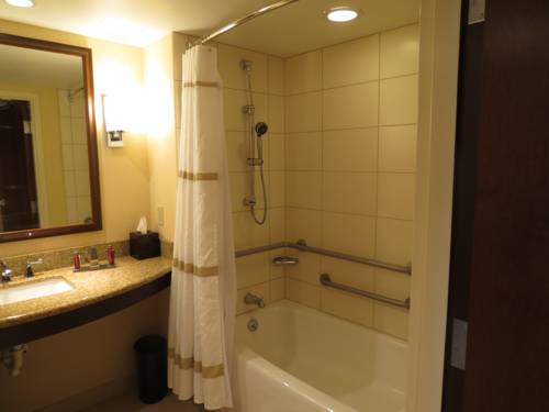 Imagen de la habitación del Hotel Bloomington-Normal Marriott Hotel and Conference Center. Foto 5