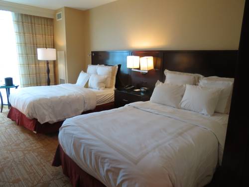 Imagen de la habitación del Hotel Bloomington-Normal Marriott Hotel and Conference Center. Foto 13