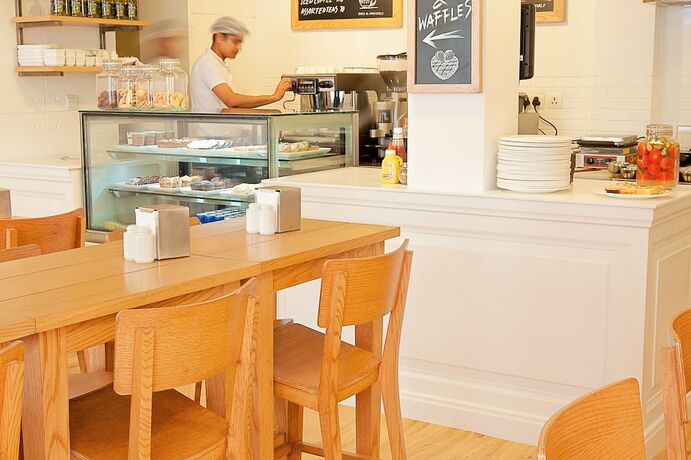 Imagen del bar/restaurante del Hotel Bloomrooms @ Link Road. Foto 14