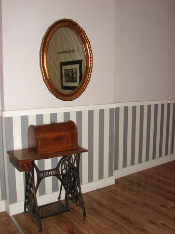 Imagen de la habitación del Hotel Blooms Inn and Apartments. Foto 4