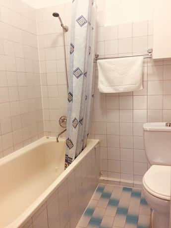 Imagen de la habitación del Hotel Bloor. Foto 13