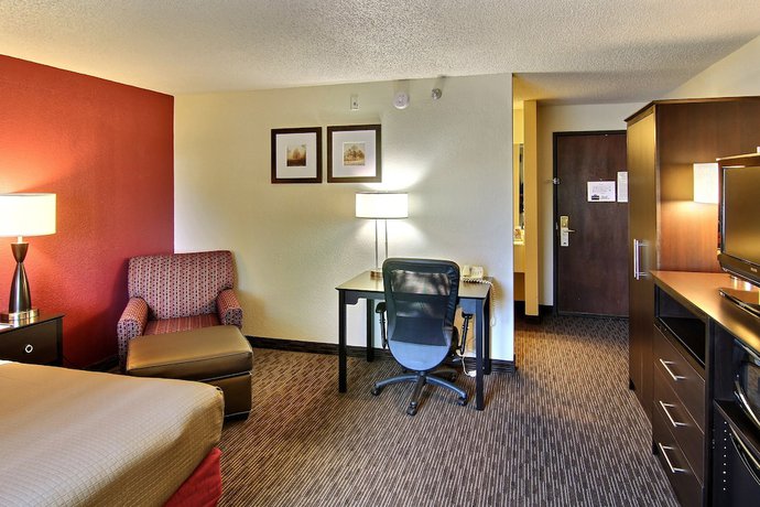 Imagen de la habitación del Hotel Blossom And Suites Traverse City. Foto 8
