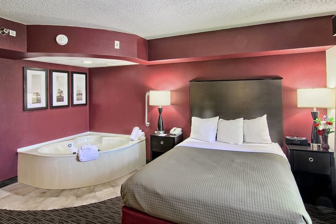 Imagen de la habitación del Hotel Blossom And Suites Traverse City. Foto 13