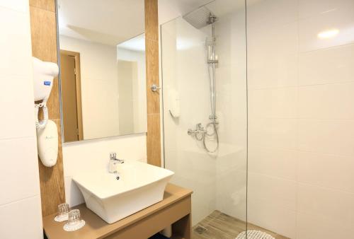 Imagen de la habitación del Hotel Blu Acqua. Foto 9