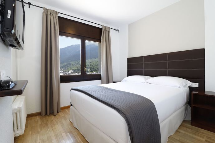 Imagen de la habitación del Hotel Blu Aran. Foto 14