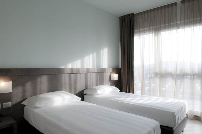 Imagen de la habitación del Hotel Blu Arena. Foto 11