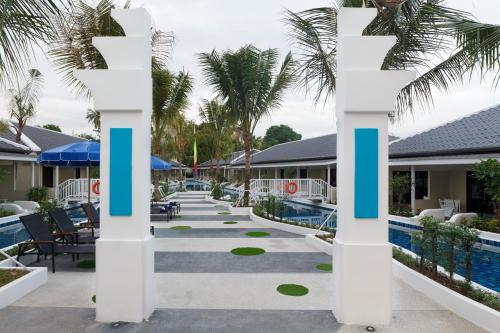 Imagen general del Hotel Blu Boat Pool Access Resort. Foto 7