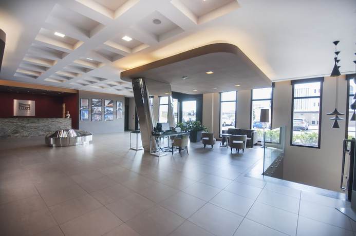 Imagen de los interiores del Hotel Blu Brixia. Foto 14