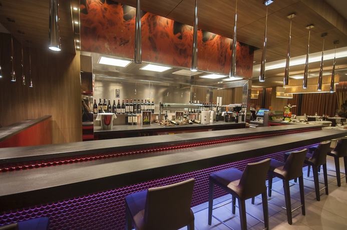 Imagen del bar/restaurante del Hotel Blu Brixia. Foto 7