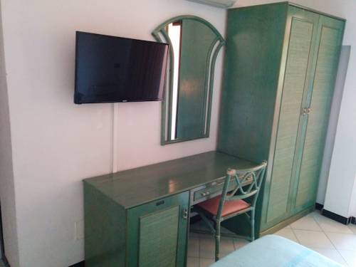 Imagen de la habitación del Hotel Blu Marlin. Foto 15